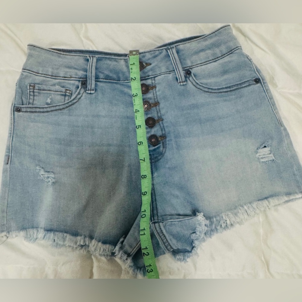 Rewash Short Super High Rise.FREE H&M TOP🤩 - Picture 2 of 8